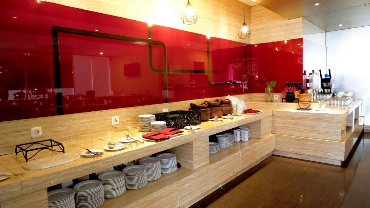 Favehotel Tanah Abang - Cideng Джакарта Экстерьер фото
